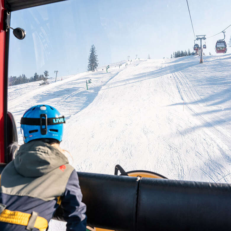 Bergbahn im Skigebiet Hündle-Thalkirchdorf in Oberstaufen-Allgäu