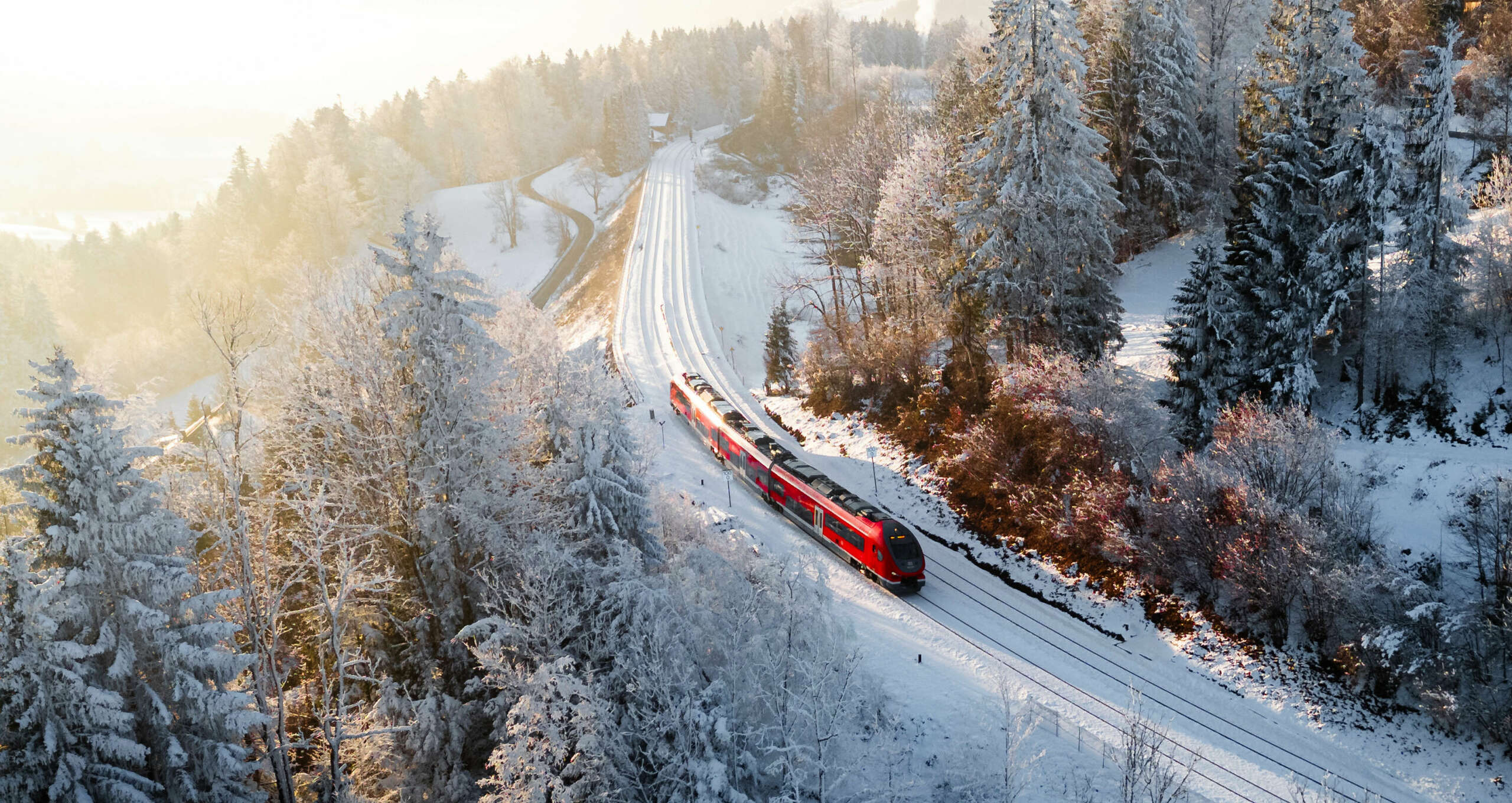 Regionalbahn auf der Bahnstrecke von Oberstaufen in Richtung München