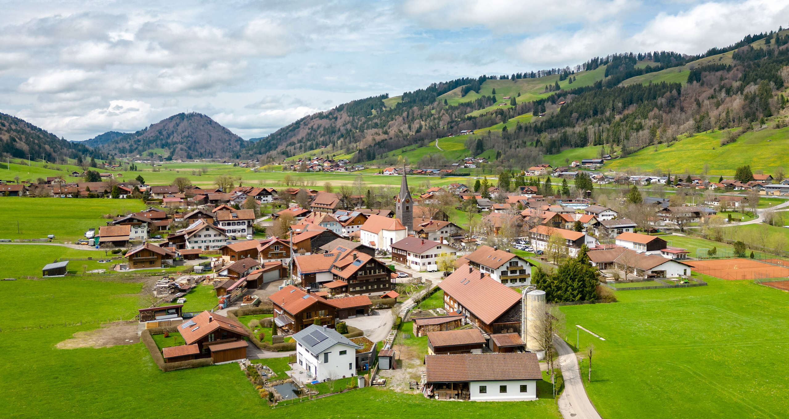 Thalkirchdorf und das Konstanzer Tal im Frühjahr