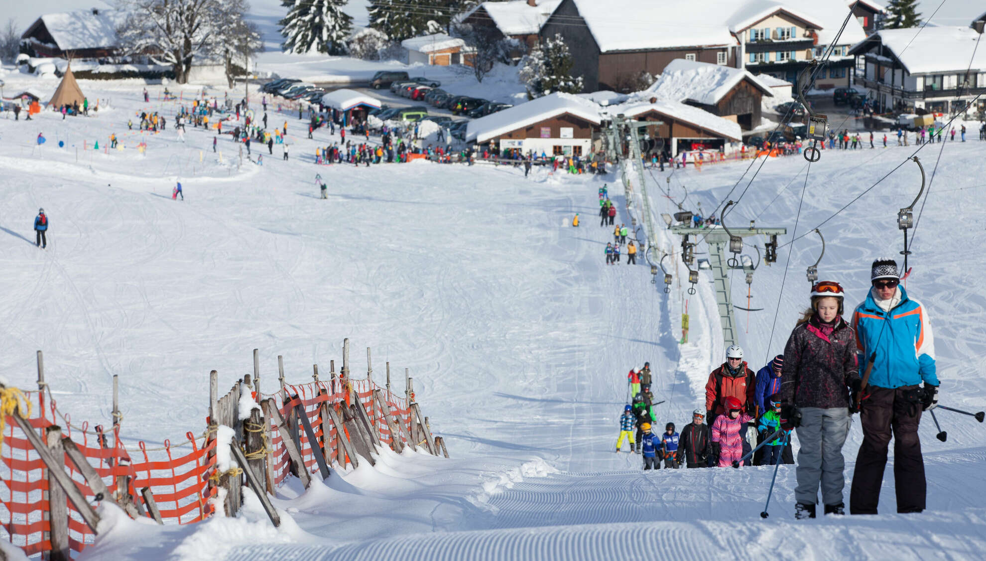 Lifte und Kinderland an den Skiliften Sinswang