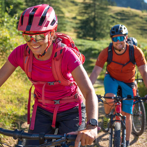 Mountainbiken in der grünen Natur von Oberstaufen