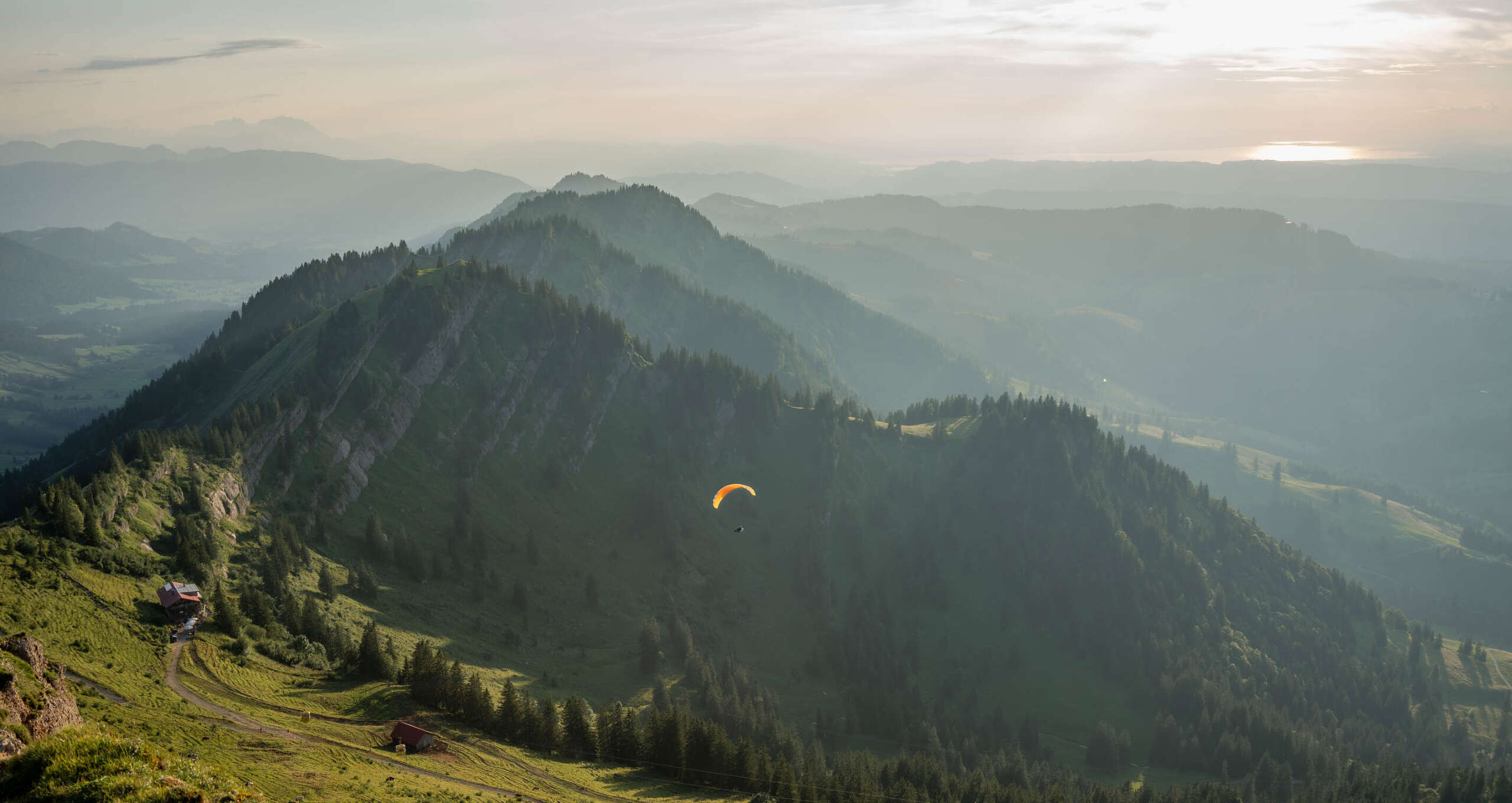 Pnaoramablick über die westliche Nagelfluhkette bis zum Bodensee