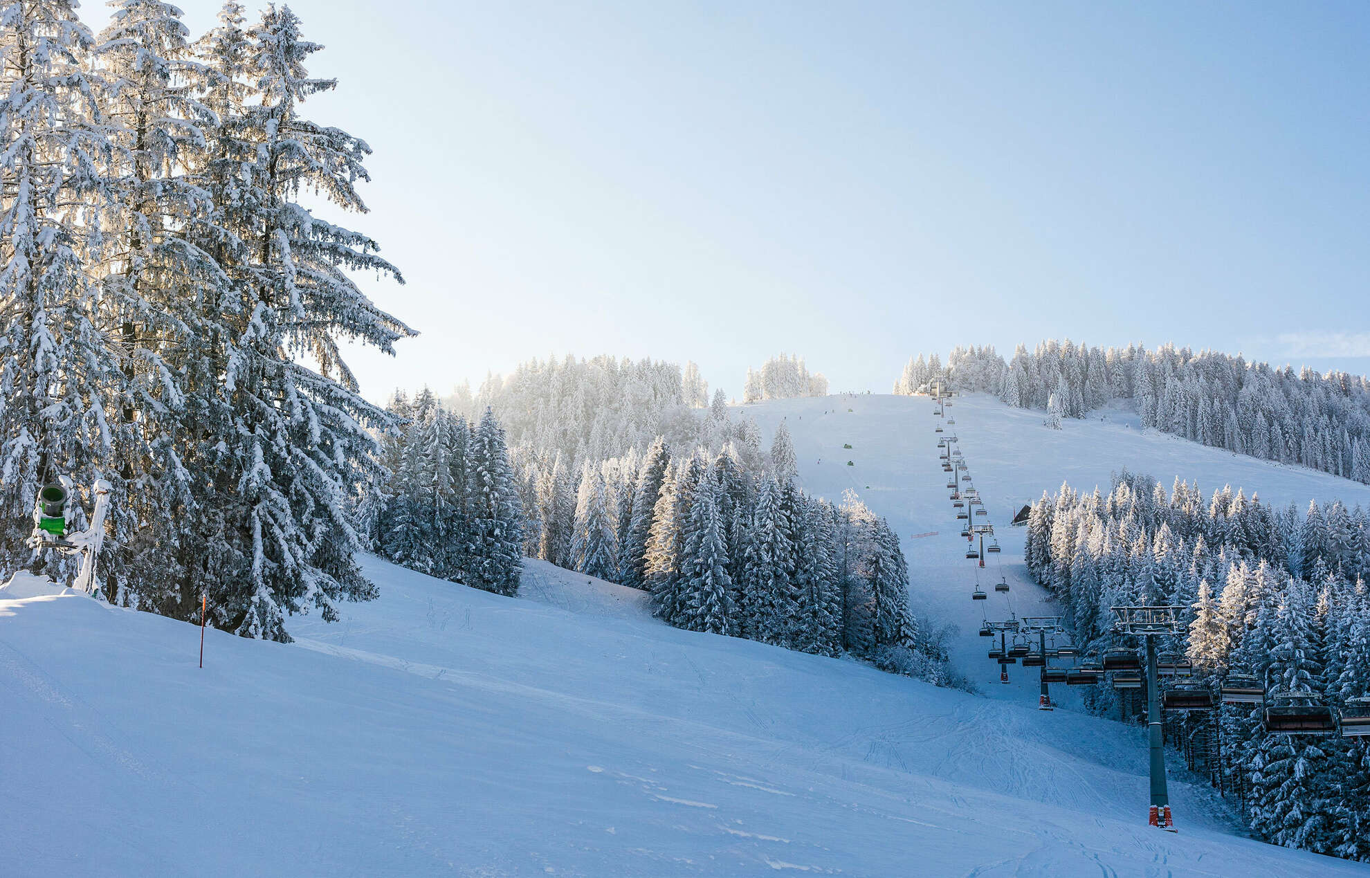 Sessellift Fluhexpress im Allgäuer Skigebiet Skiarena Steibis