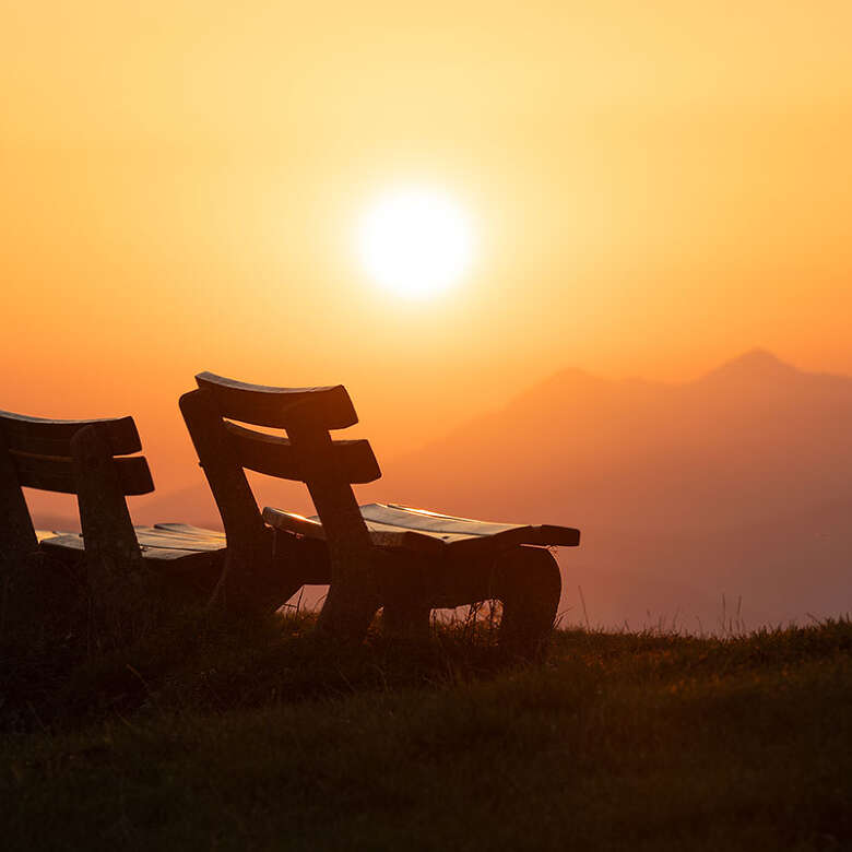 Sonnenaufgang mit Morgenrot auf der Salmaser Höhe bei Oberstaufen