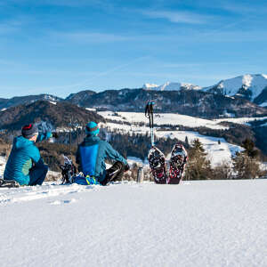 Schneeschuhwanderung mit Panorama der Nagelfluhkette