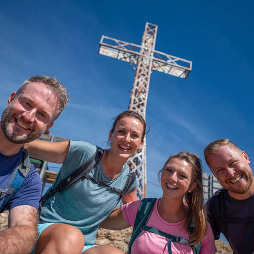 Selfie auf dem Hochgrat-Gipfel beim Wandern in Oberstaufen.